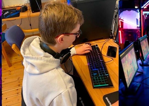 Elev ved computer i eSport